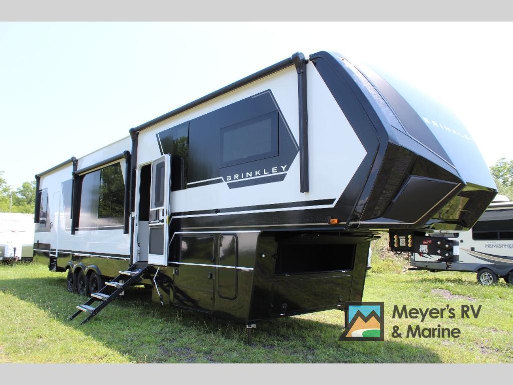 2025 Brinkley Model G 3950 Fifth Wheel Toy Hauler RV