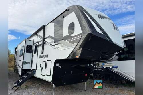 2026 Grand Design Momentum M-Class 392M in cicero NY