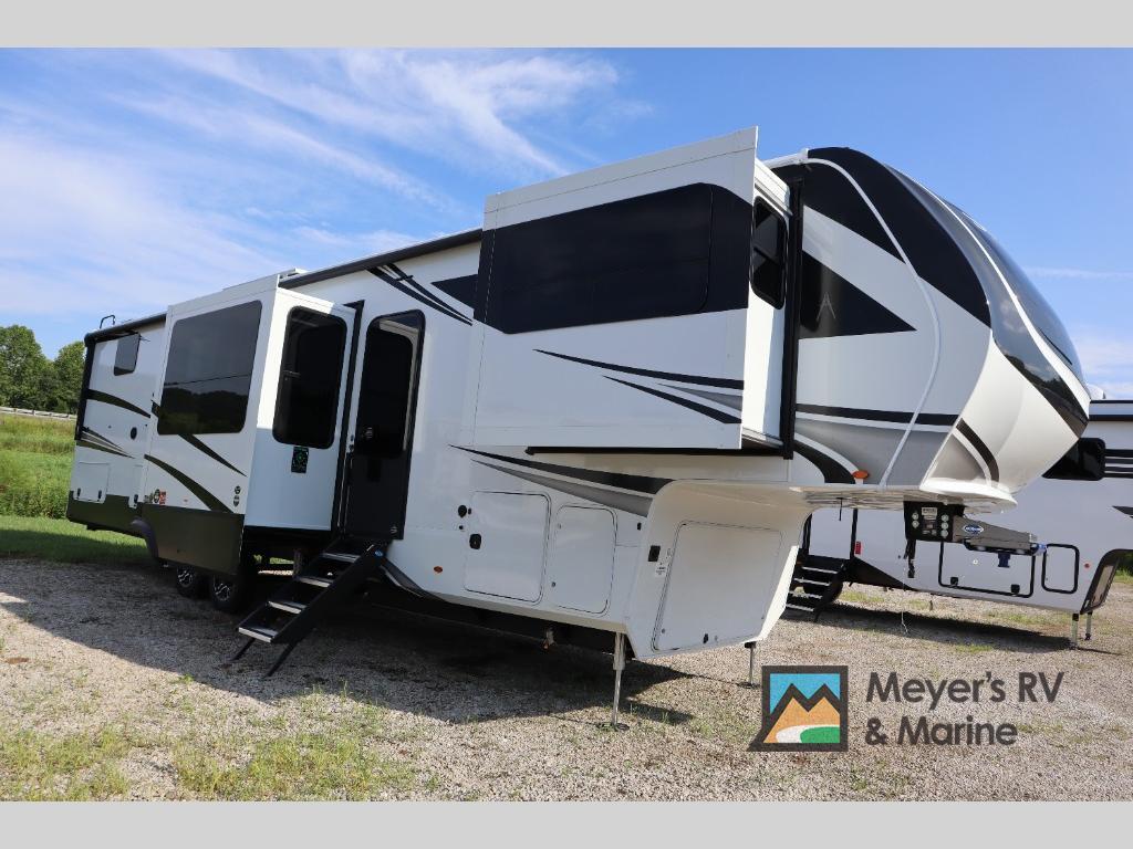 2026 Grand Design Solitude 380FL in ripley WV