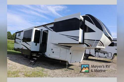 2026 Grand Design Solitude 380FL in ripley WV