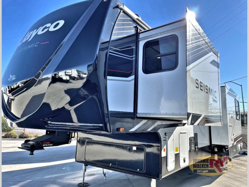 2026 Jayco Seismic 395 in las vegas NV