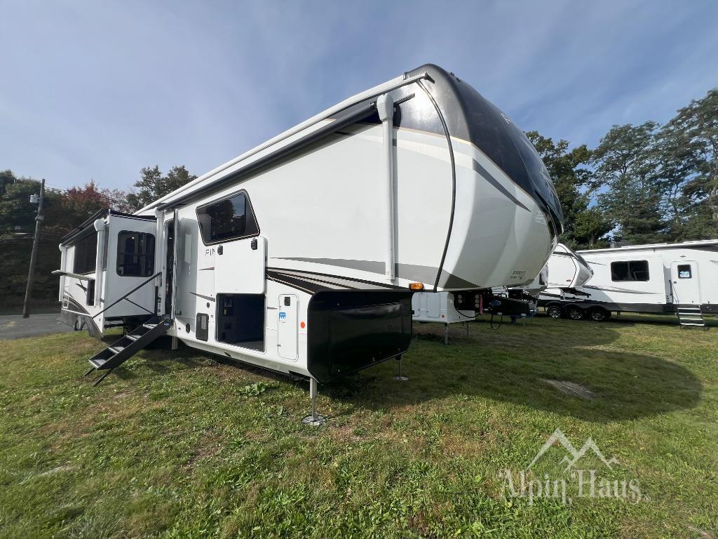 2025 Jayco Pinnacle 38FBRK in oak ridge NJ