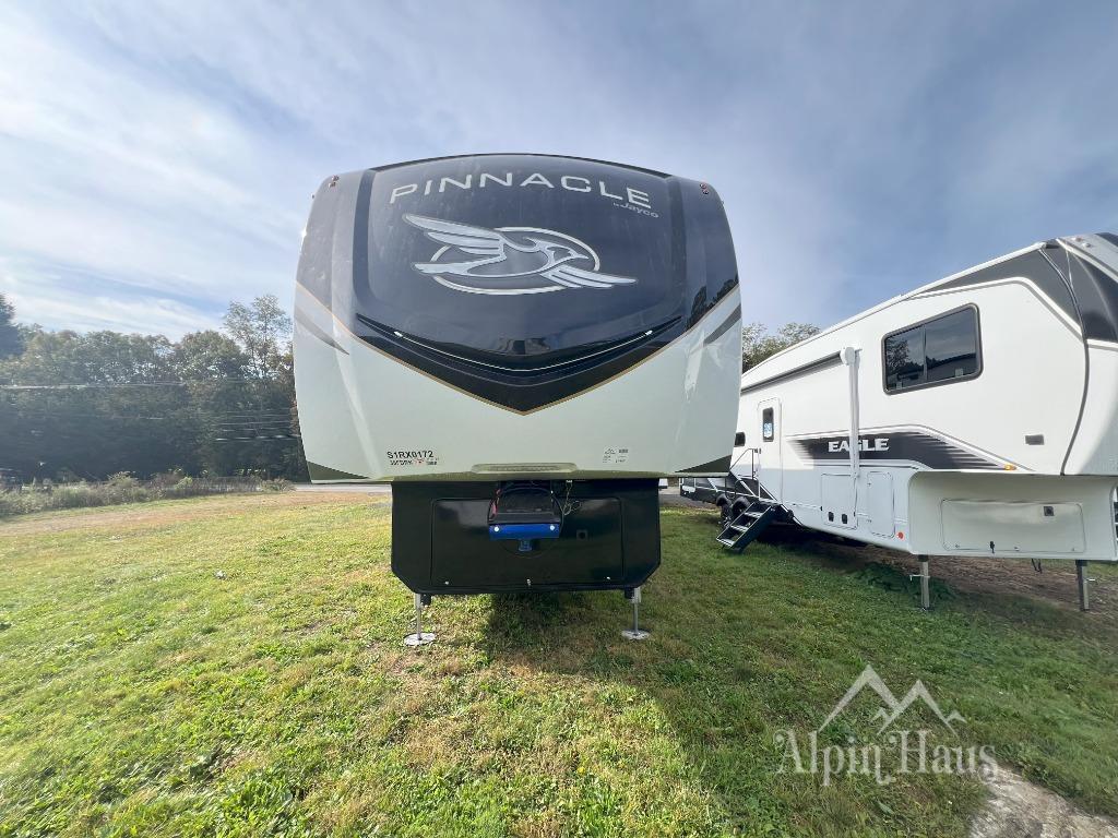 2025 Jayco Pinnacle 38FBRK in oak ridge NJ