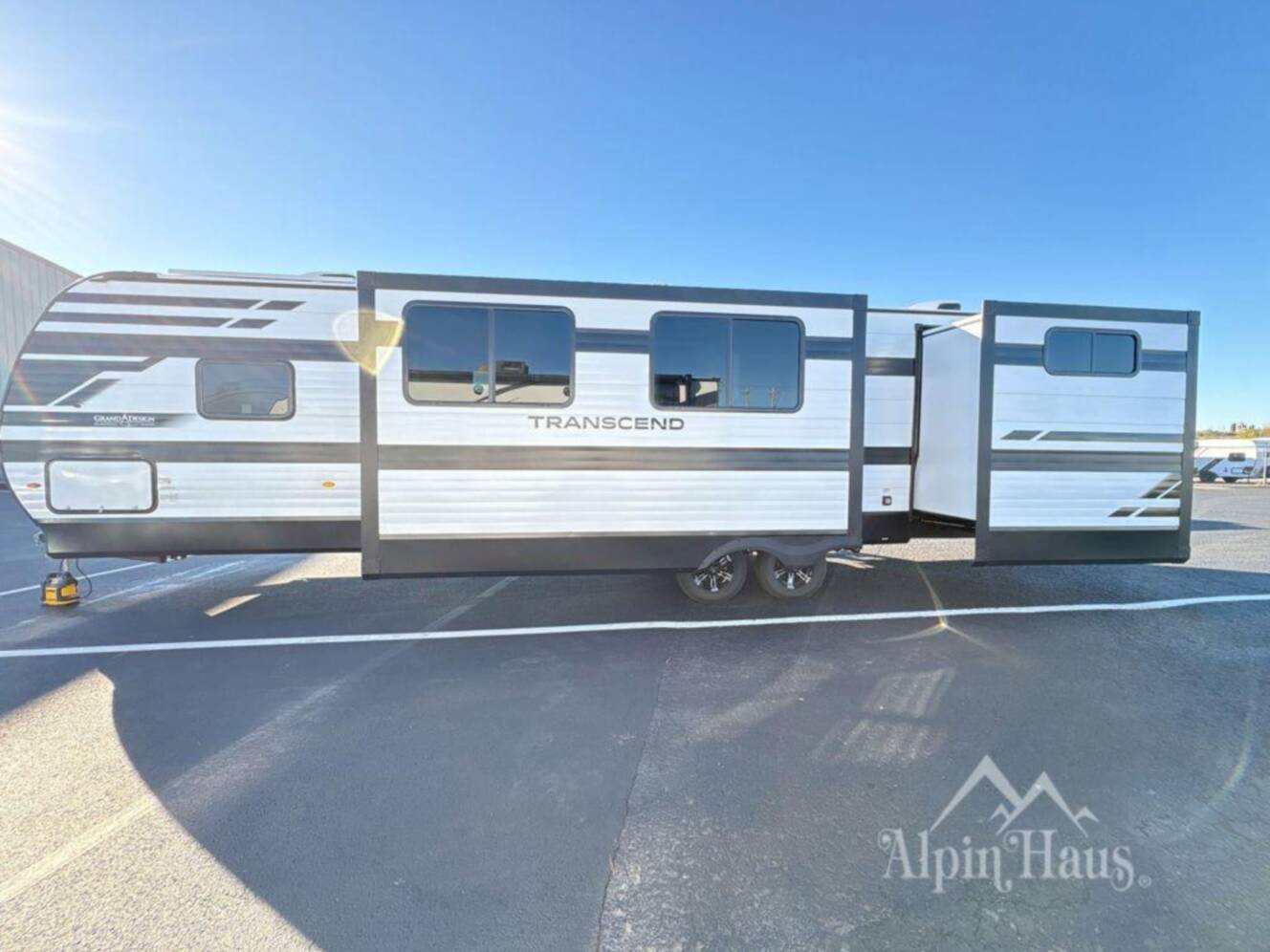 A photo of this 2026 Grand Design Transcend 325BHT