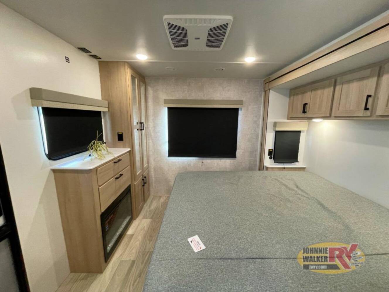 A photo of this 2025 Winnebago Voyage 3235FK