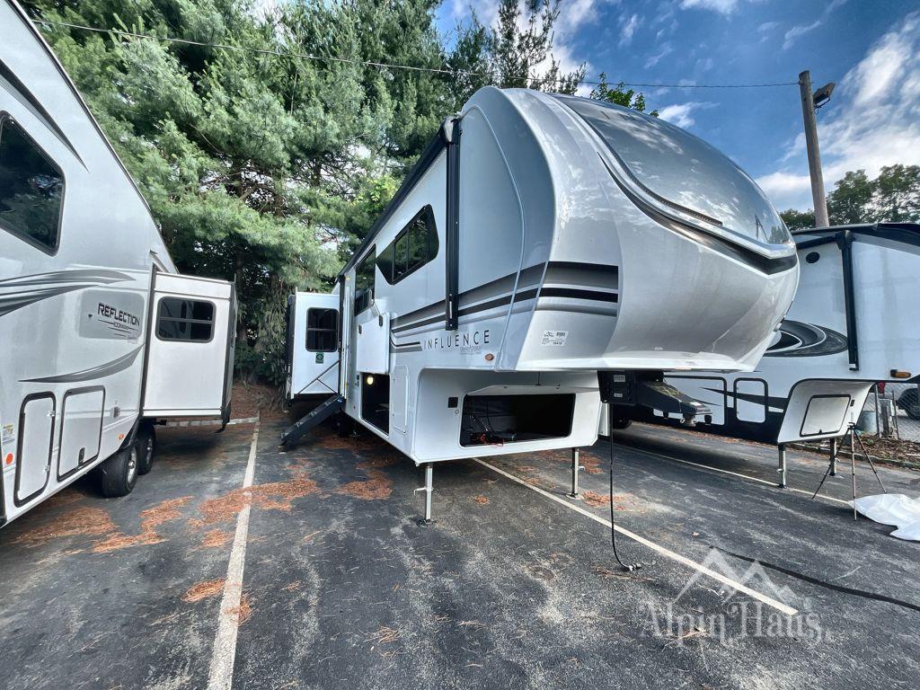 2025 Grand Design Influence 3203GK in gansevoort NY