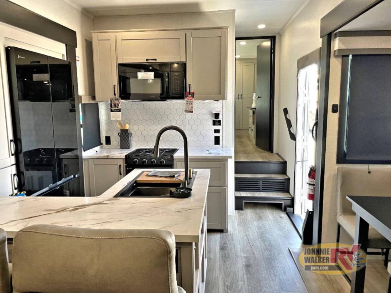 A photo of this 2026 Jayco Seismic 395