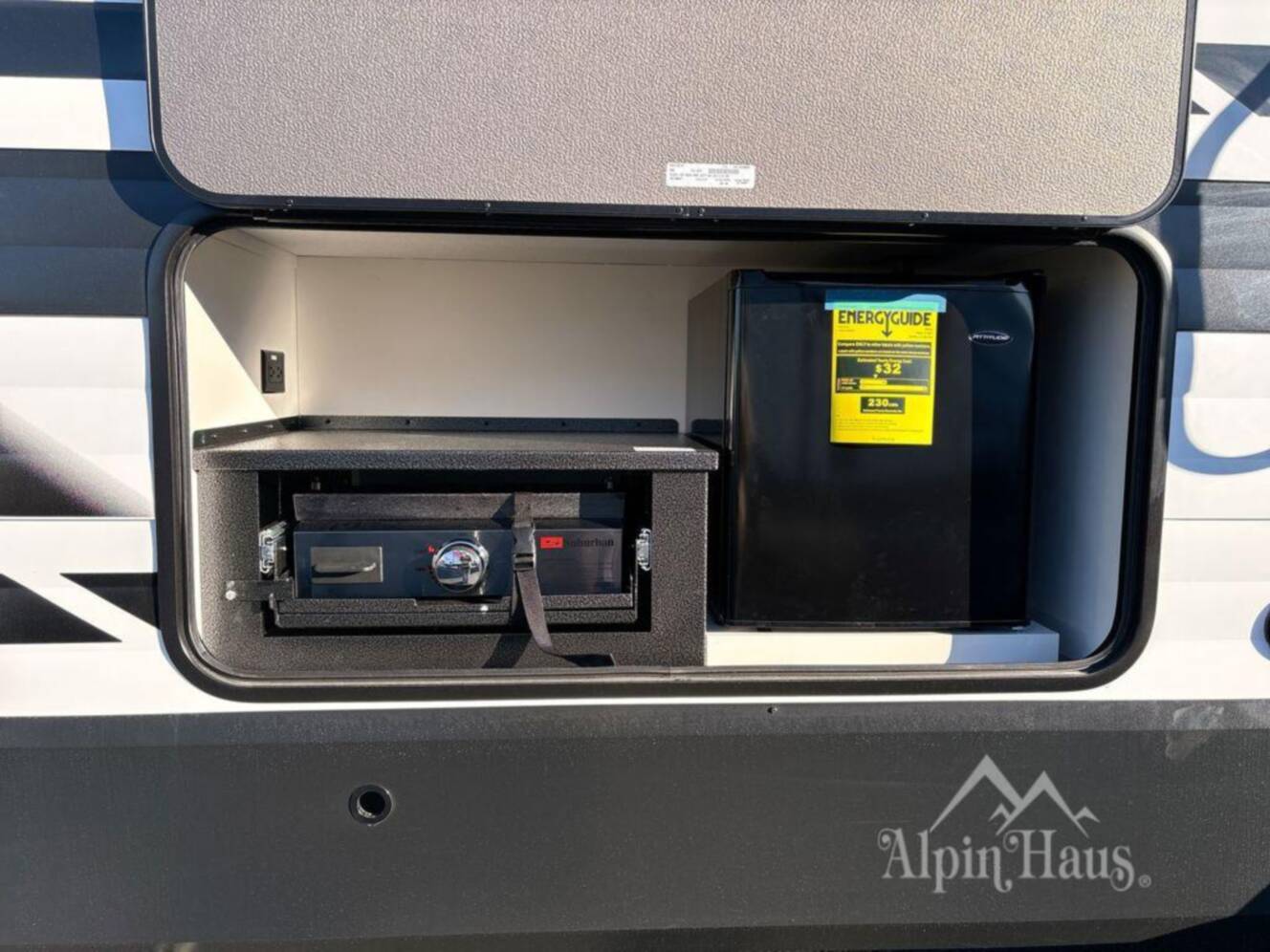 A photo of this 2026 Grand Design Transcend 325BHT