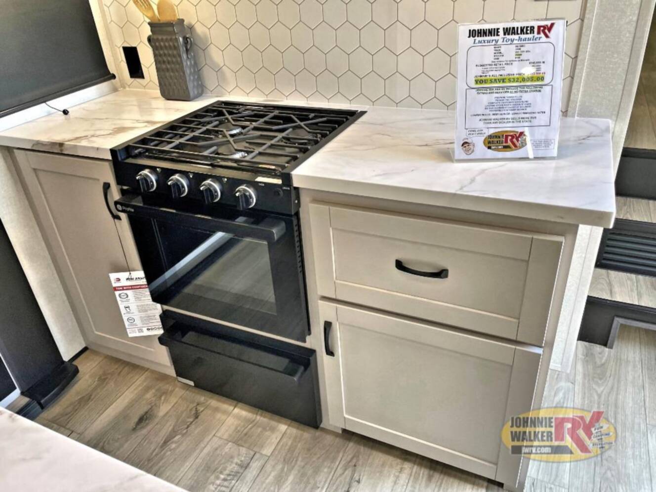 A photo of this 2026 Jayco Seismic 395