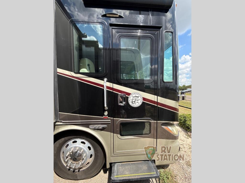 2015 Tiffin Motorhomes Phaeton 36 GH in college station TX