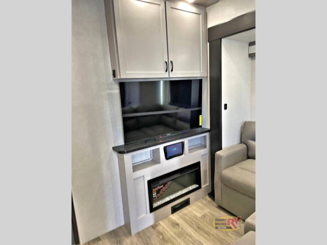 A photo of this 2026 Jayco Seismic 395