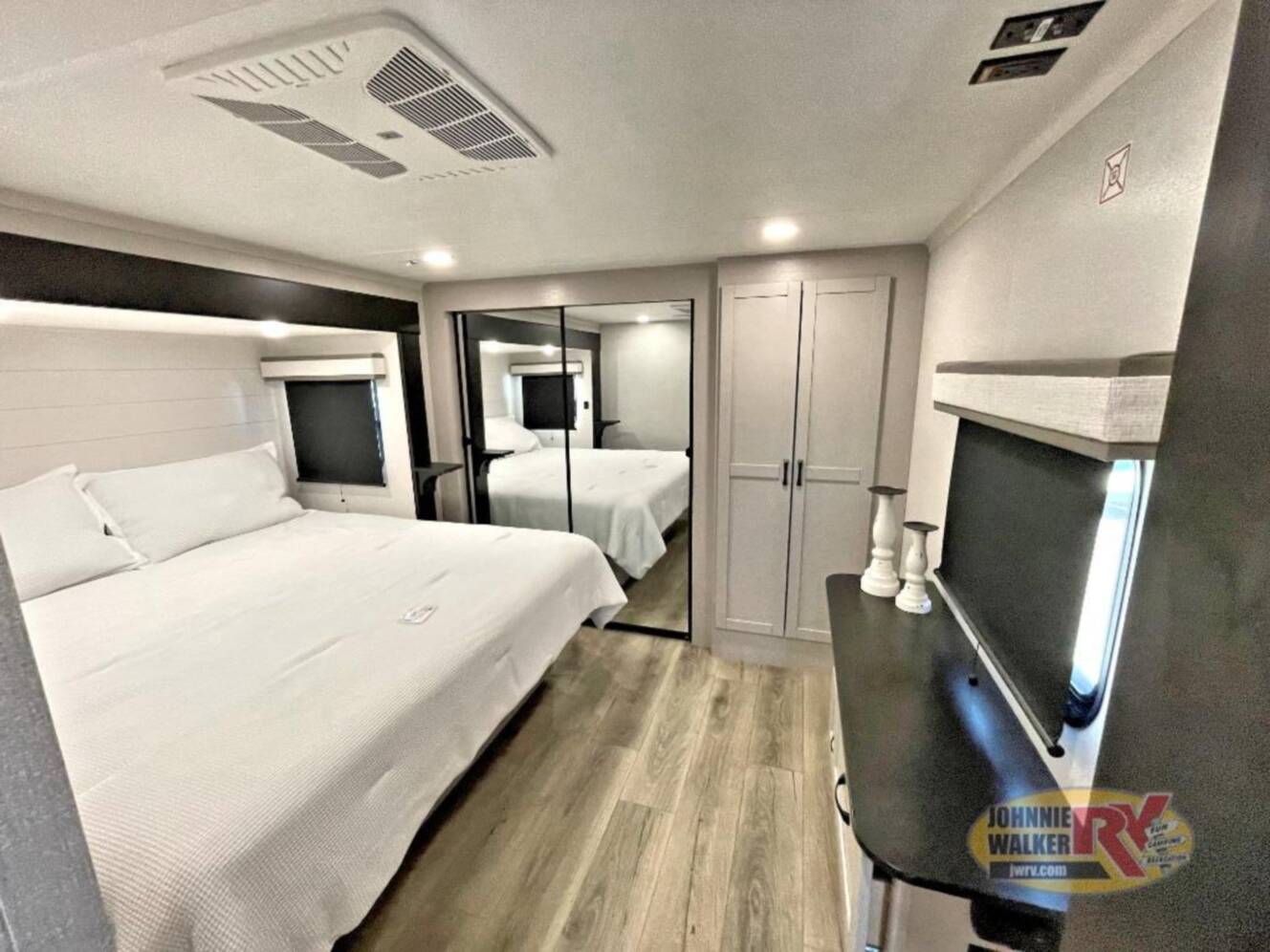 A photo of this 2026 Jayco Seismic 395