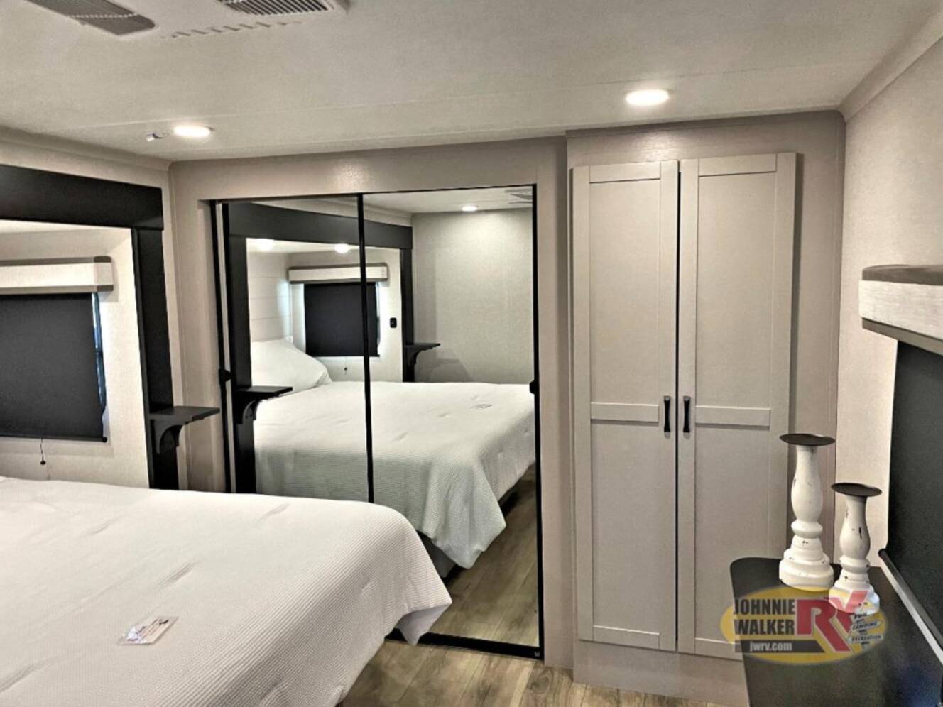 A photo of this 2026 Jayco Seismic 395