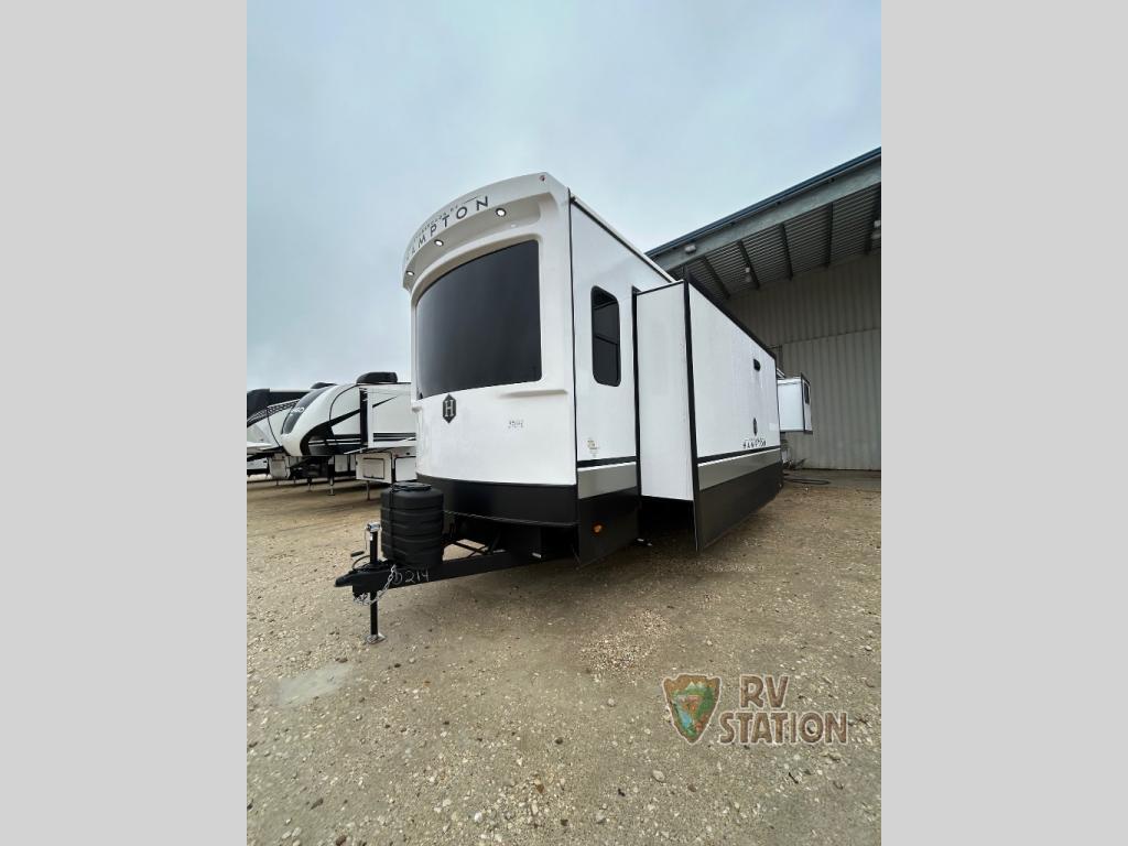 2025 Crossroads Rv Hampton 395BAM RV