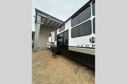 2025 Crossroads Rv Hampton 395BAM HP395BAM in inez TX