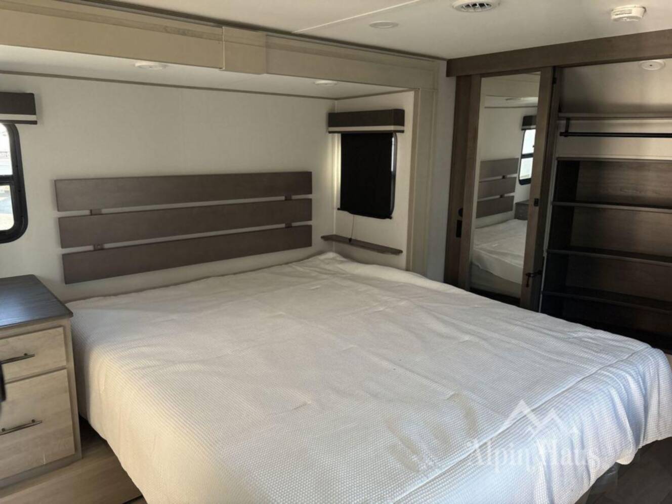 A photo of this 2025 Grand Design Influence 3203GK