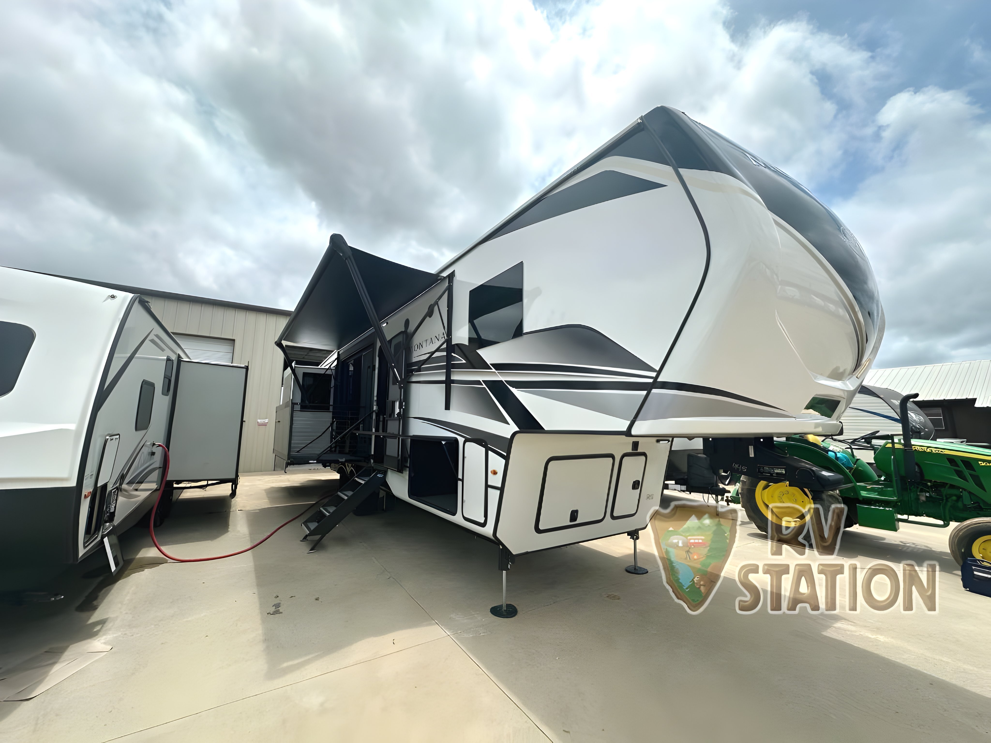2025 Keystone Rv Montana 3532SP in tyler TX