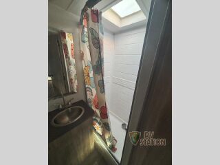 2022 WINNEBAGO MICRO MINNIE 2225RL