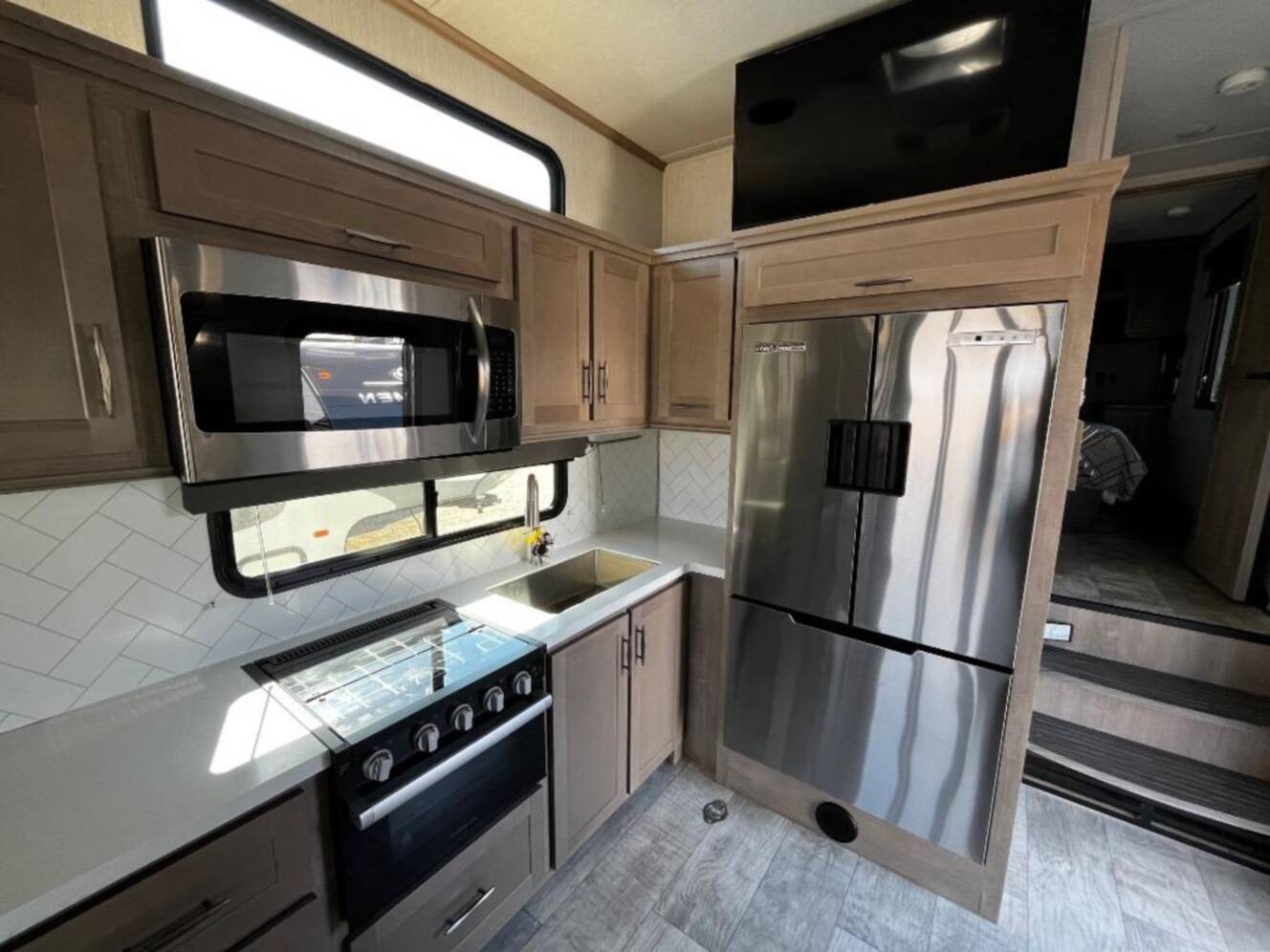 A photo of this 2024 Grand Design Momentum G-Class 355G