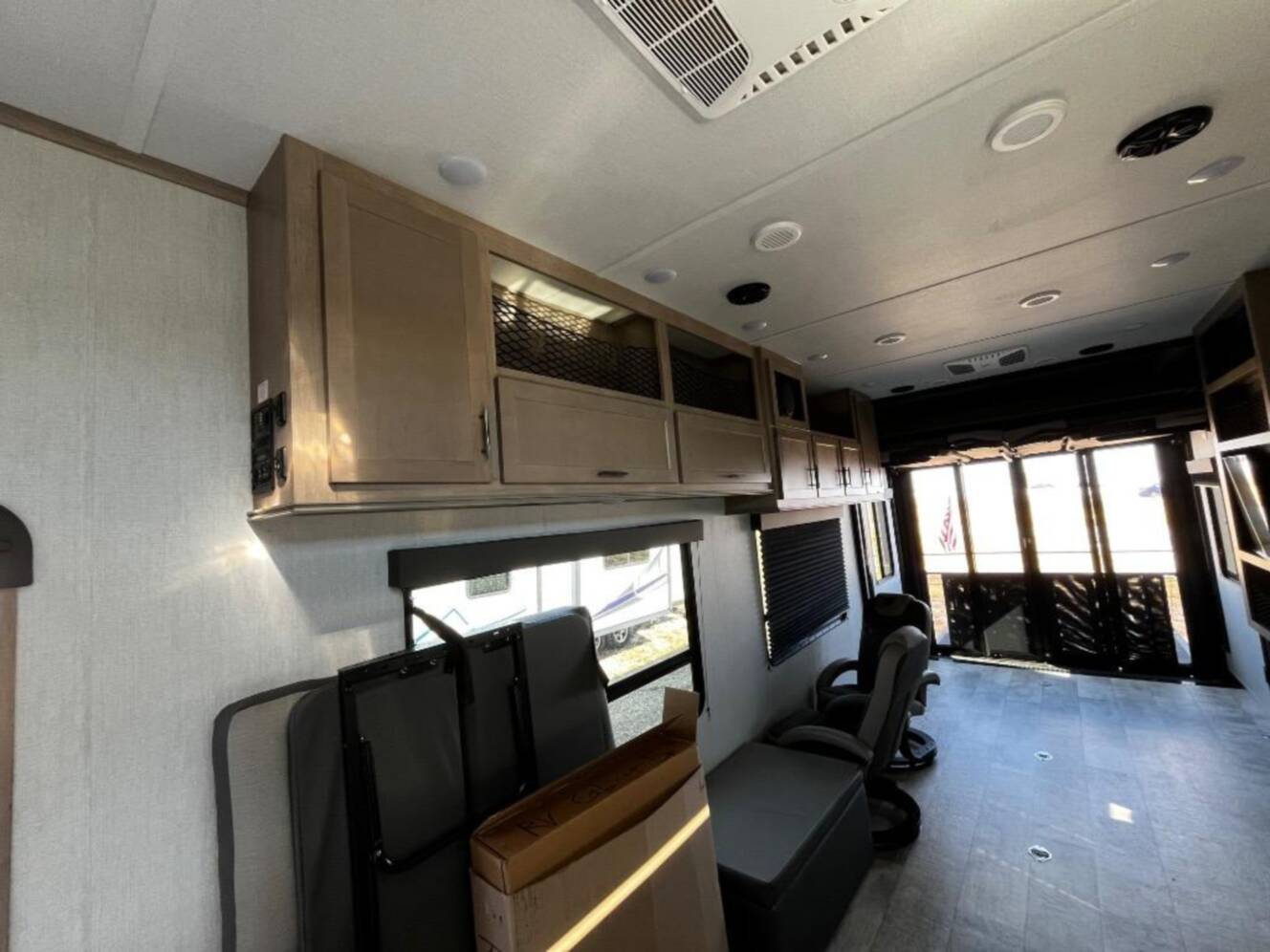 A photo of this 2024 Grand Design Momentum G-Class 355G