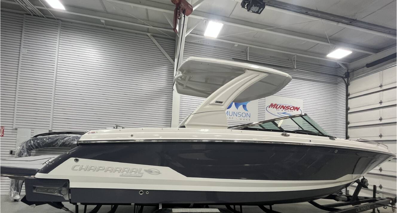 A photo of this 2025 Chaparral 30 SURF
