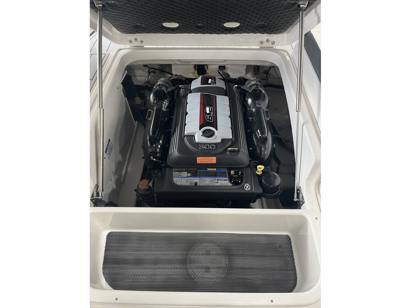 A photo of this 2025 Chaparral 247 SSX