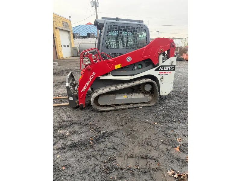 2022 TAKEUCHI TL10V2