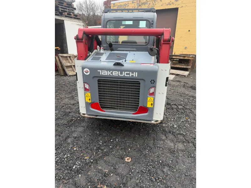 2022 TAKEUCHI TL10V2