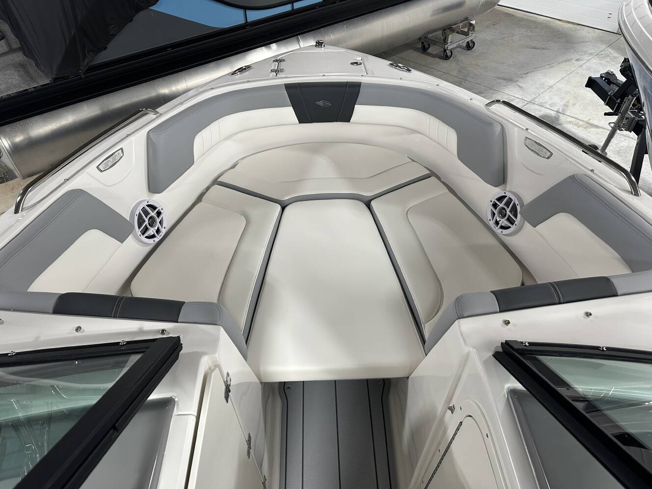 A photo of this 2025 Chaparral 23 SSI