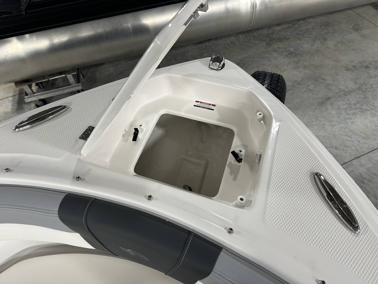 A photo of this 2025 Chaparral 23 SSI