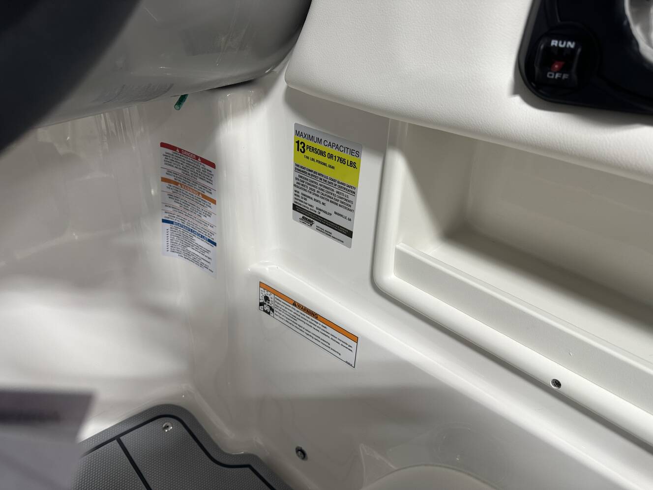 A photo of this 2025 Chaparral 23 SSI