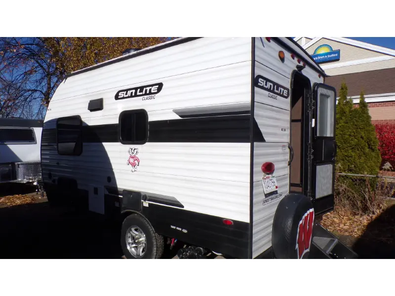 2022 SUNSET PARK RV SUN-LITE 16BH