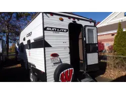 2022 SUNSET PARK RV SUN-LITE 16BH