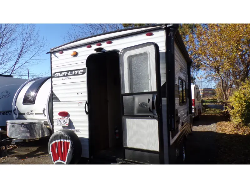 2022 SUNSET PARK RV SUN-LITE 16BH