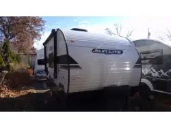 2022 SUNSET PARK RV SUN-LITE 16BH