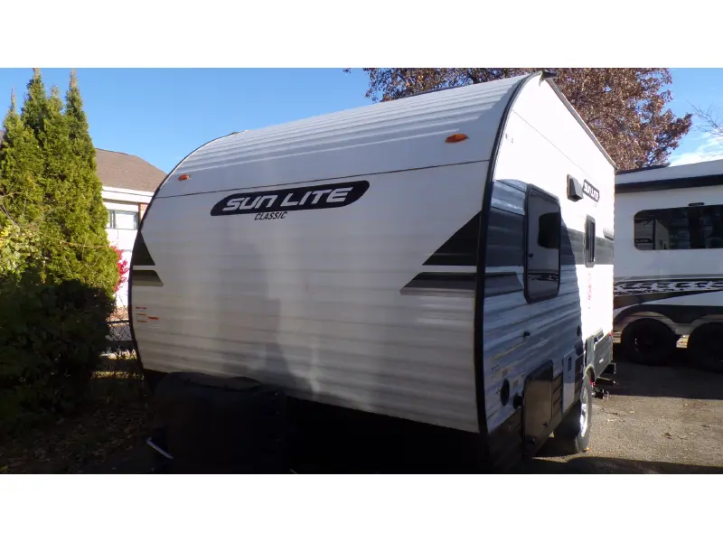 2022 SUNSET PARK RV SUN-LITE 16BH