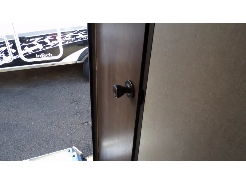 2022 SUNSET PARK RV SUN-LITE 16BH