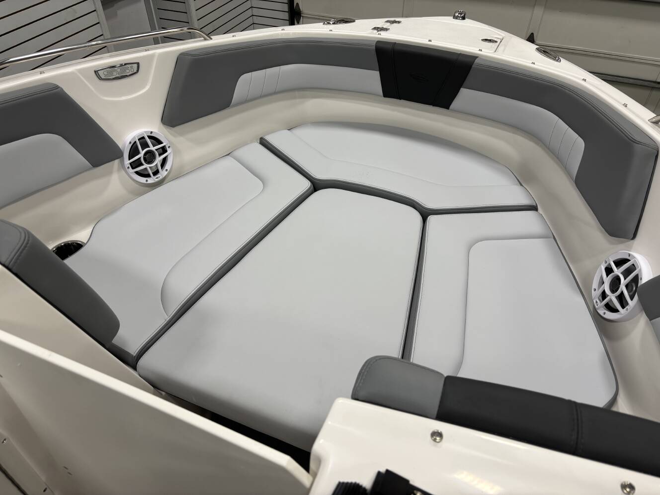 A photo of this 2026 Chaparral 23 SSI