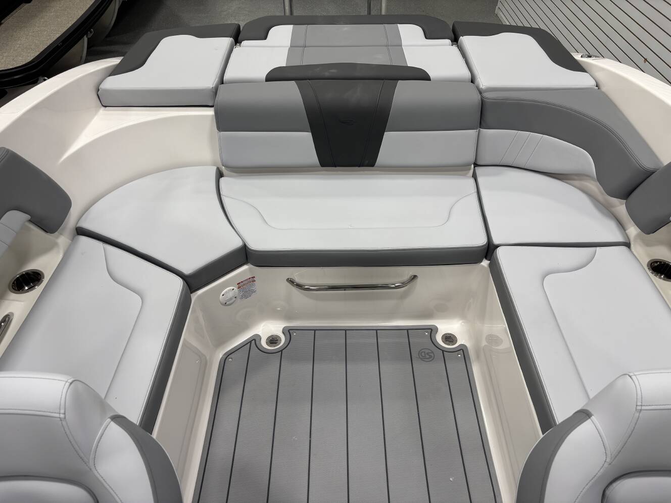 A photo of this 2026 Chaparral 23 SSI