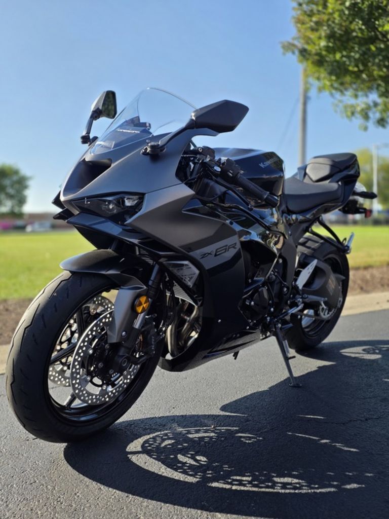 Black Kawasaki Ninja ZX-6R Motorcycles For Sale in Illinois