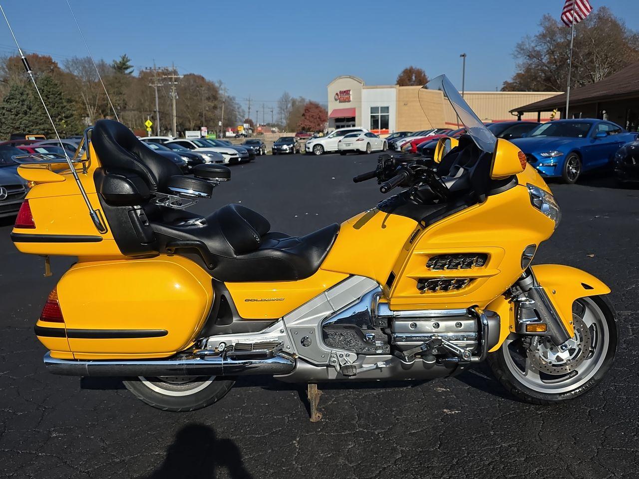 2002 Honda GL1800 GOLDWING 1800 in Ross, OH