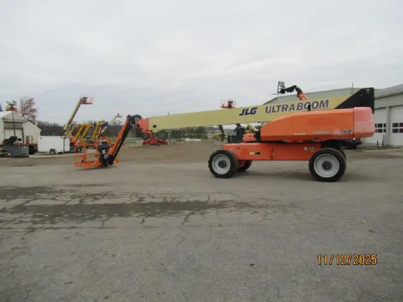 2017 JLG 1200SJP