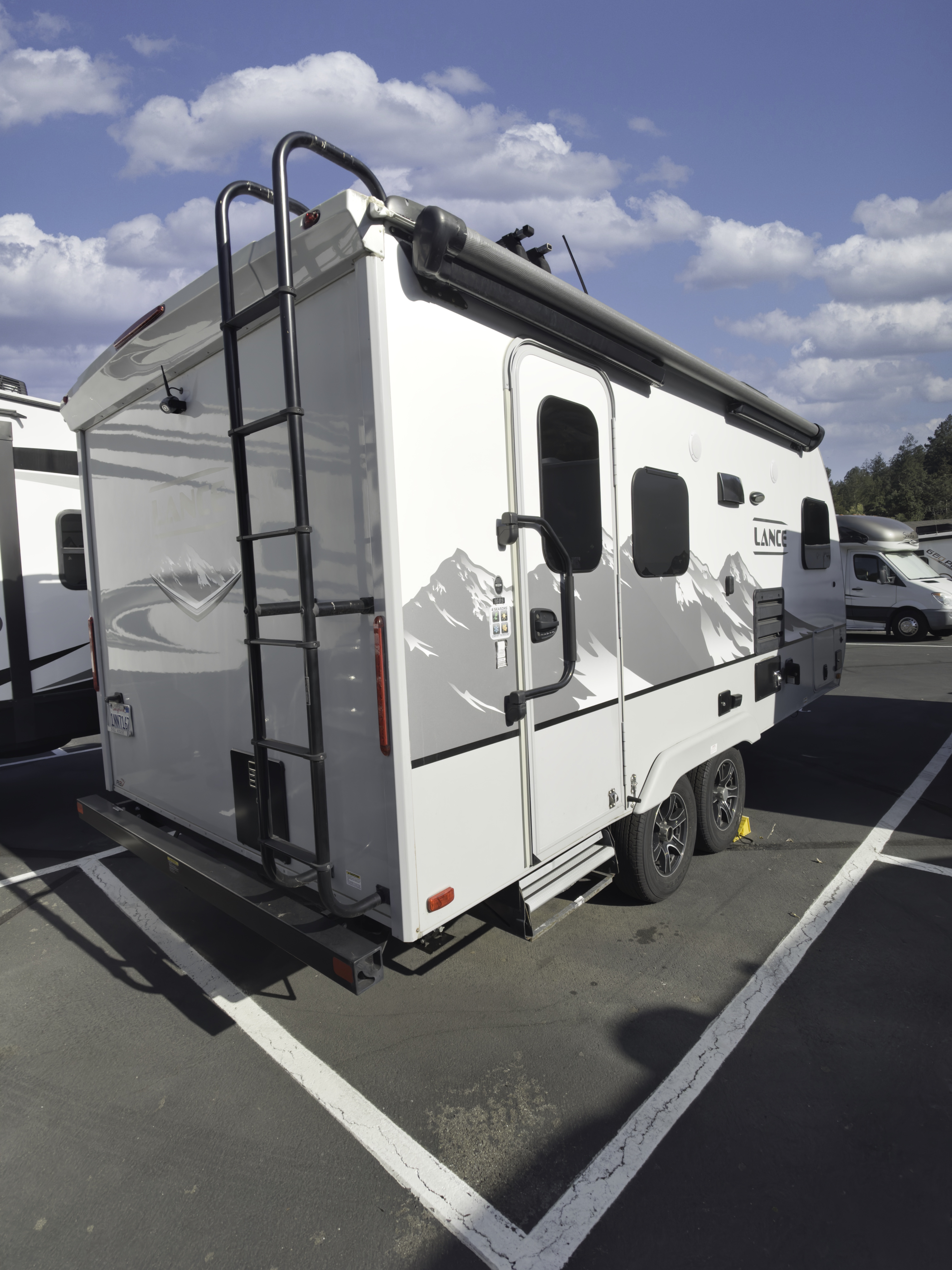 2021 Lance 1685 Travel Trailer in santa rosa CA