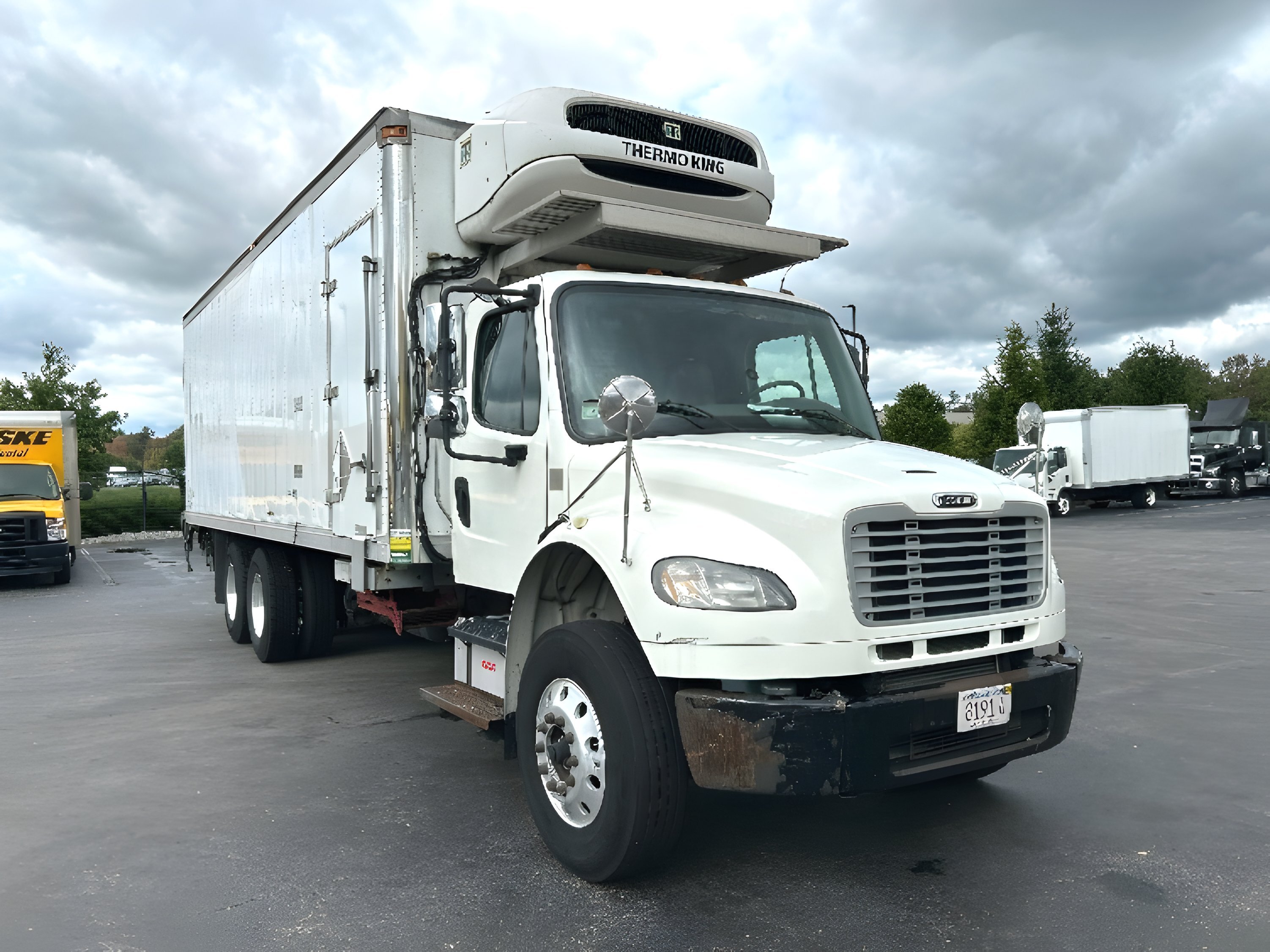 2020 FREIGHTLINER BUSINESS CLASS M2 106 in Norton, MA
