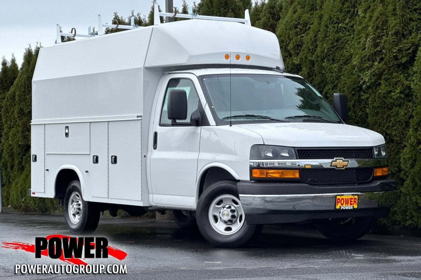 2025 CHEVROLET Express Cutaway 3500 in Sublimity, OR