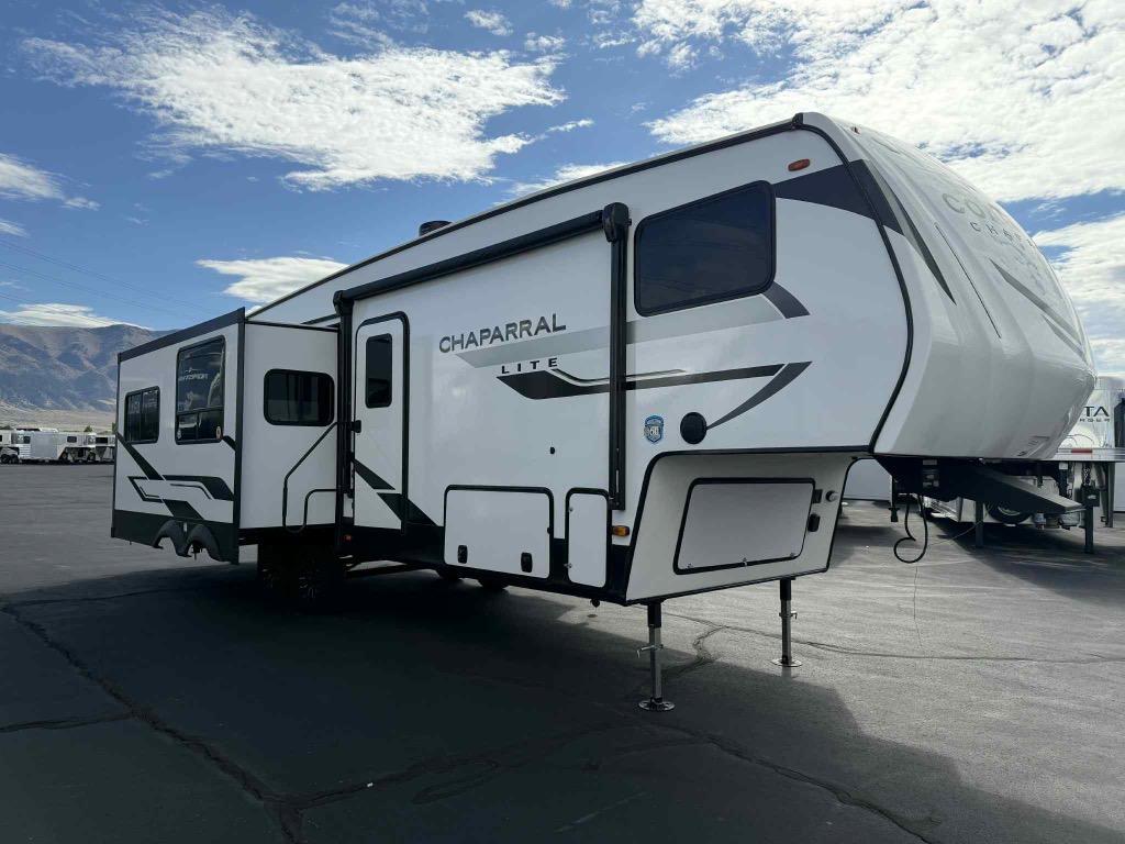2026 Coachmen Chaparral Lite 30RLS RV