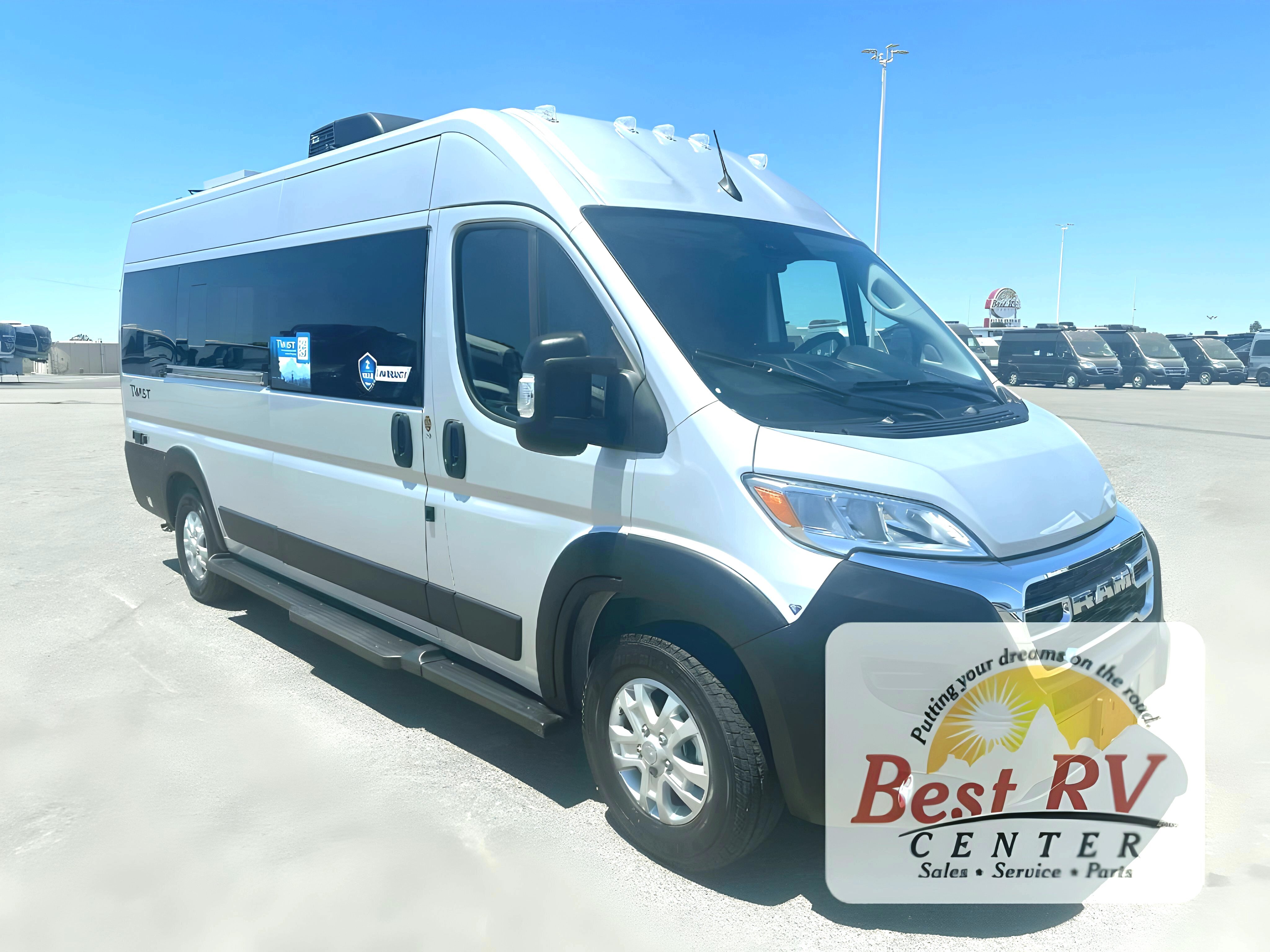 2025 Thor Motor Coach Twist 2HB in turlock CA