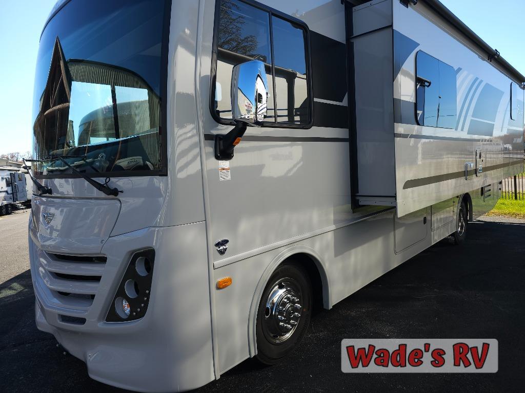 2025 Fleetwood Rv Flair 29M in joplin MO