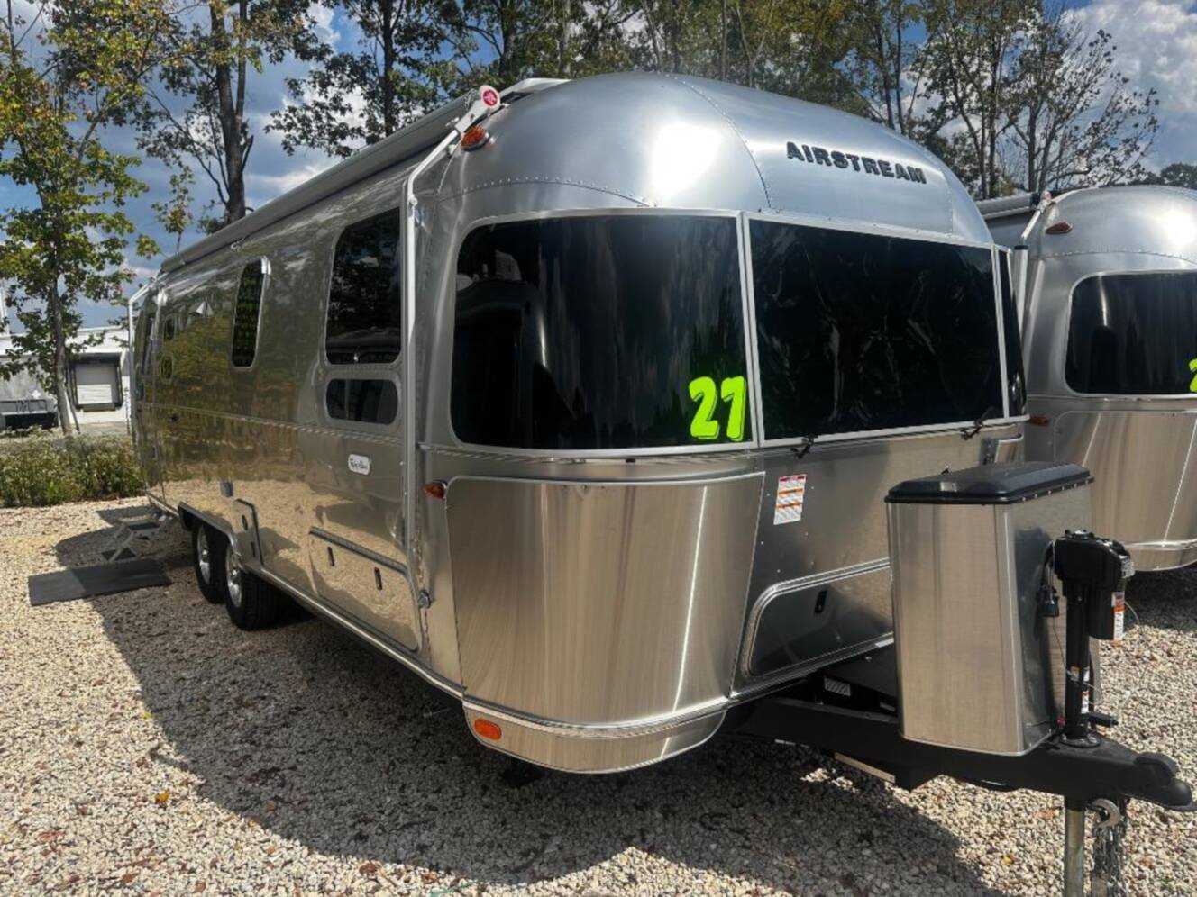 A photo of this 2026 Airstream Flying Cloud Twin Hatch with Lithium and Solar 27FB Twi