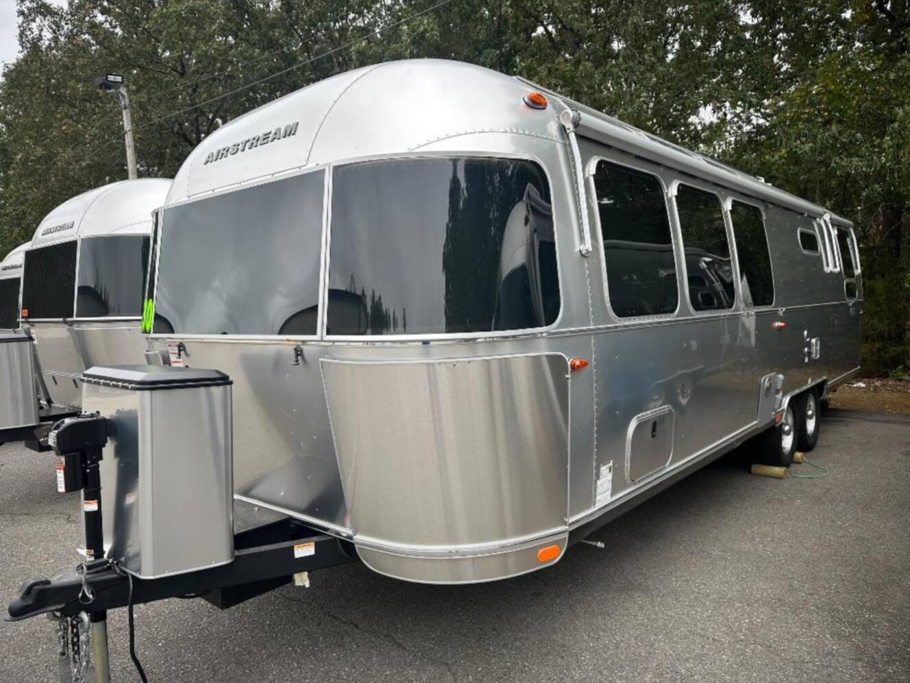A photo of this 2026 Airstream Globetrotter 30RB with Solar and Lithium